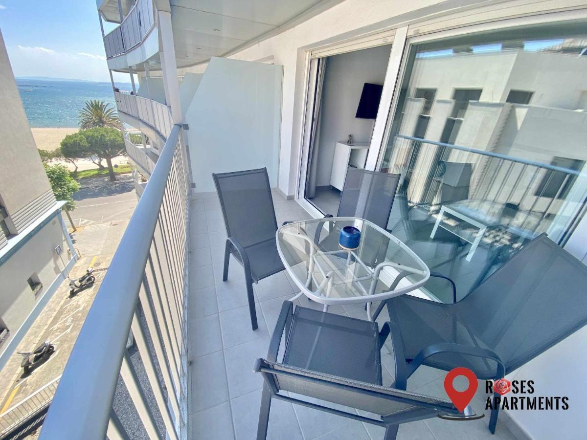 Roses Apartments Ocean 2 Habitaciones Vista Mar Lateral Bagian luar foto